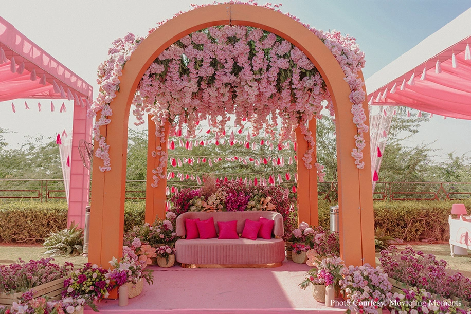 City wedding mandap